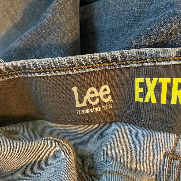 Lee Jeans Men W46 L30 Performance Series Extreme Motion Straight Fit Tapered Leg - Picture 9 of 12